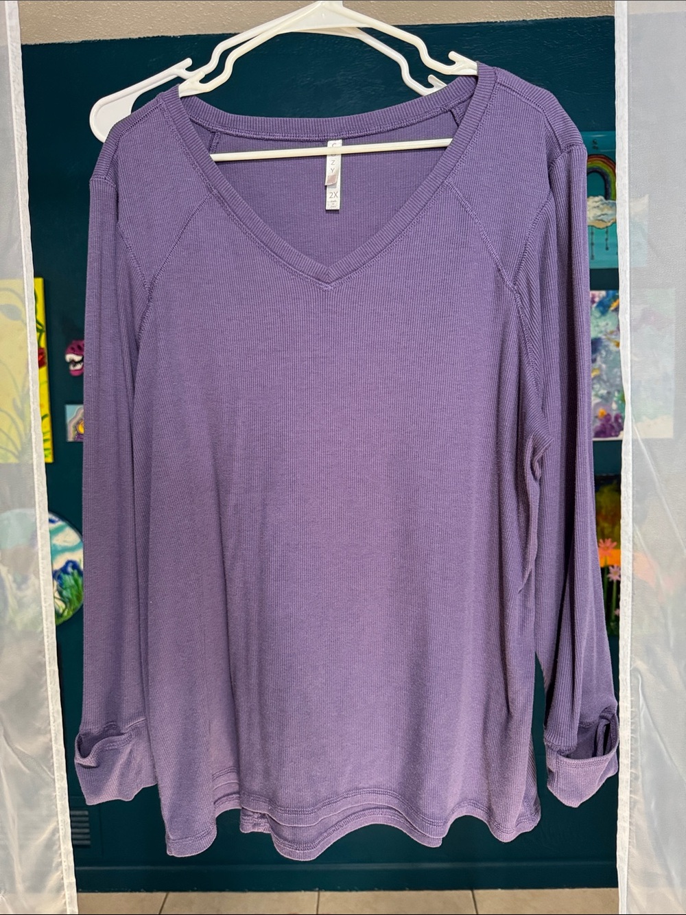 V-Neck Long Sleeve Women's Top - Lavender Purple